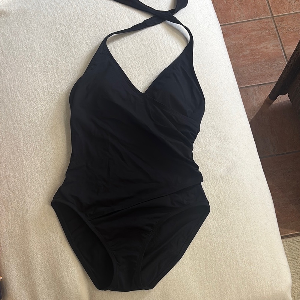 Anne Cole Black Women's One Piece Swimsuit